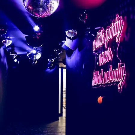 The Flamingo Szálloda 4*