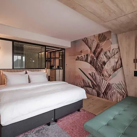The Flamingo Otel Timmendorfer Strand