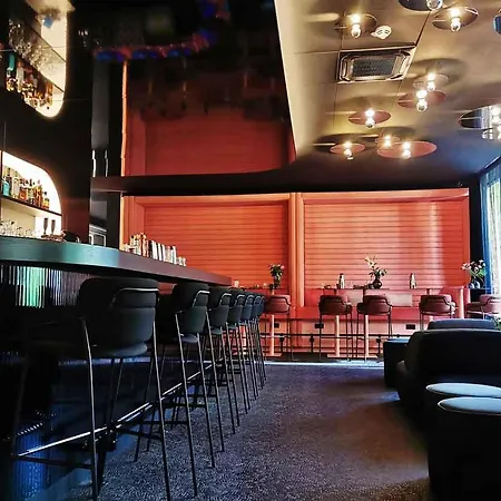 The Flamingo Ξενοδοχείο 4*