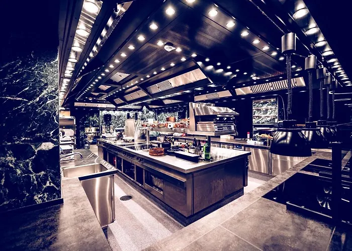 The Flamingo Hotell 4*