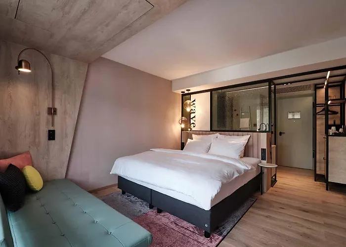 Hotel The Flamingo 4*